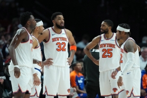 英雄联盟-九人轮换!尼克斯新赛季阵容预测:哈特做出牺牲 米罗重回首发