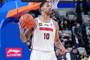 媒体人:版本弱势的广东遇上版本无比强势的山西 这结局不意外