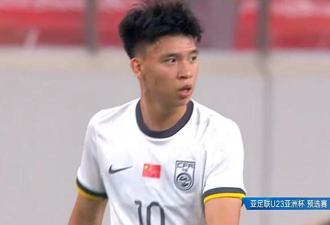 九游体育-中国男足10-0造惨案!高兴的不是狂胜鱼腩,而是出线形势一片大好