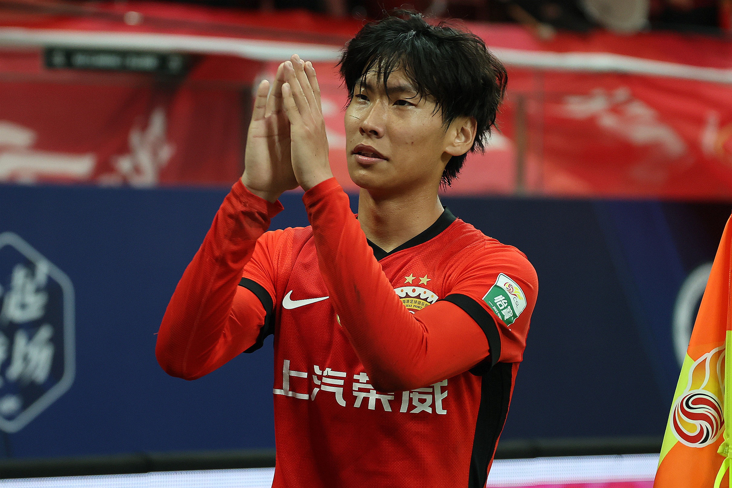 媒体分析：李新翔更适合担任替补中锋或影锋，边路位置并非其优势所在