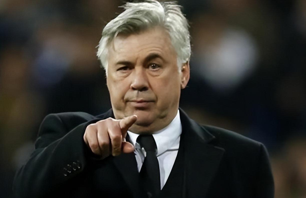 巴西VS智利：胖虎吉马良斯坐镇，拉菲尼亚领衔，英超三叉戟冲锋