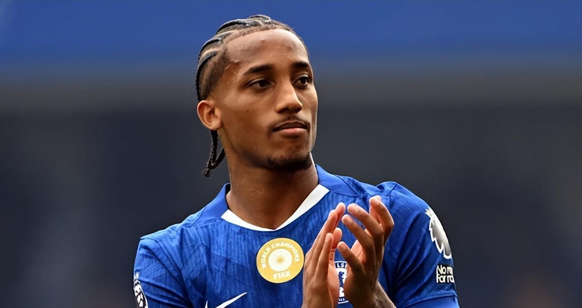 巴西VS智利：胖虎吉马良斯坐镇，拉菲尼亚领衔，英超三叉戟冲锋