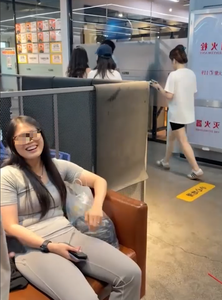 男教练睡4名女学员后续:有两位已结婚,画面流出,女子很漂亮