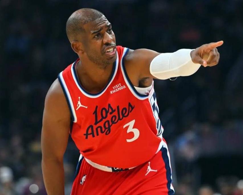 九游体育-赶走保罗,快船还是输球,过去八场比赛,快船输掉七场!