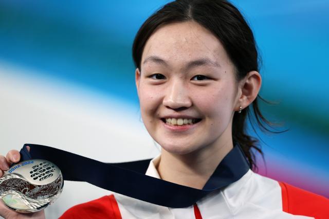 世锦赛中国泳军赢7金 潘展乐李冰洁无愧领军旗手
