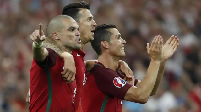 1689668116122003406.png 九游体育-40岁佩佩38岁C罗还在踢 39岁丰特不言弃 重返葡超