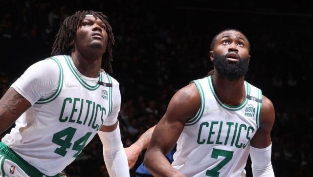 团队篮球的胜利！绿军高举传统双塔大旗 复制马刺？