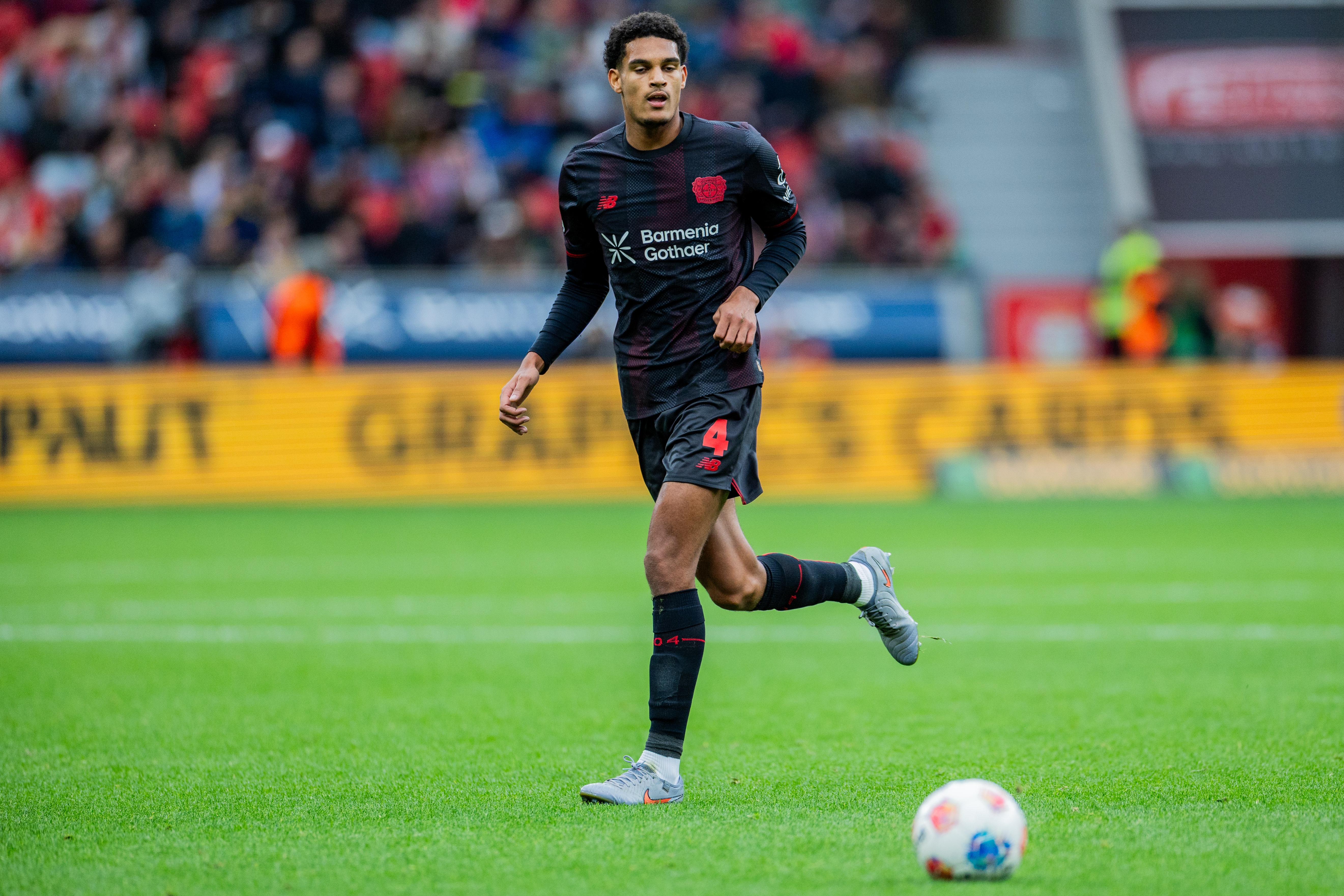 九游体育网页版-记者：利物浦确实拥有宽萨的回购权，但今夏不会签回他